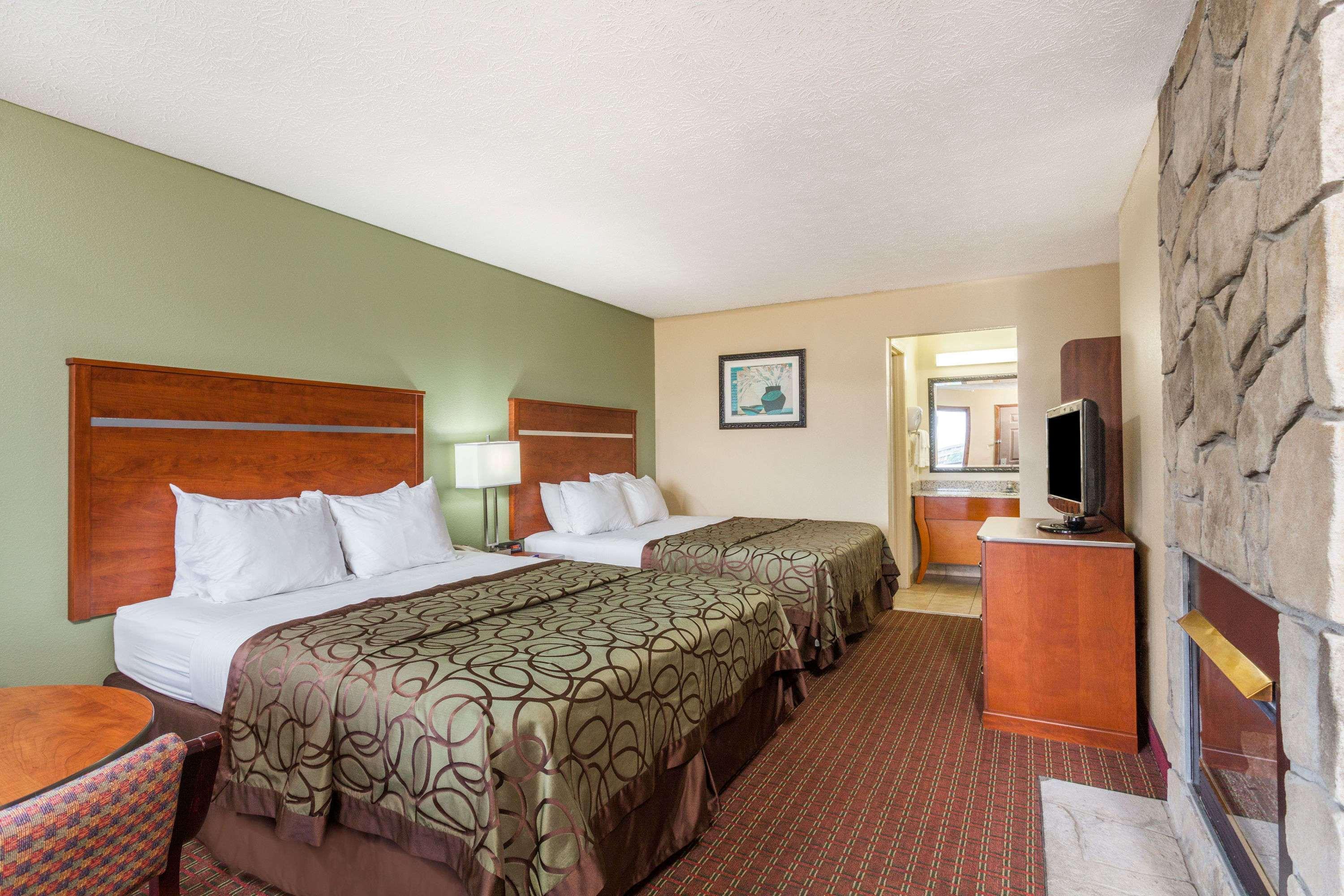 Baymont By Wyndham Pigeon Forge Near Island Drive Hotell Eksteriør bilde