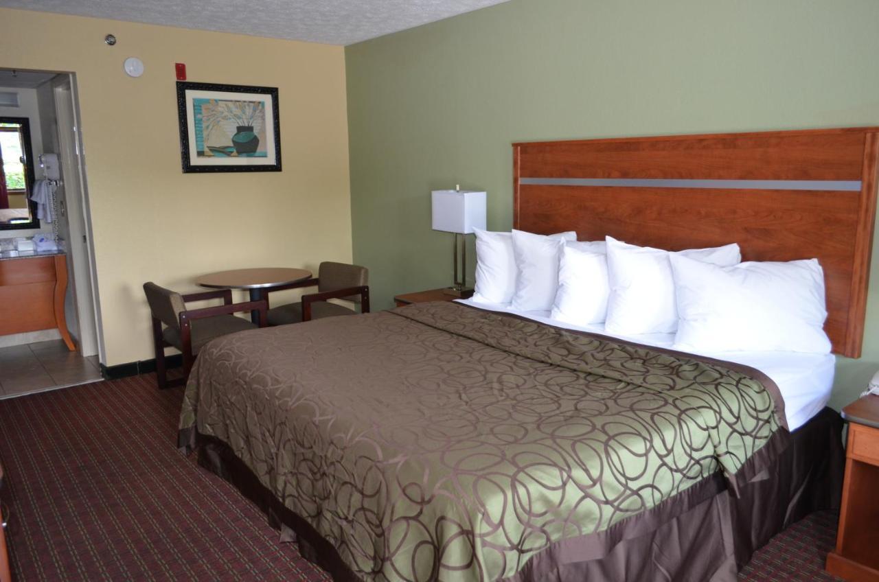 Baymont By Wyndham Pigeon Forge Near Island Drive Hotell Rom bilde